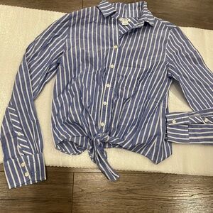 ❤️2/$30❤️[XXS] J.Crew Blue and White Striped Button-Up Shirt